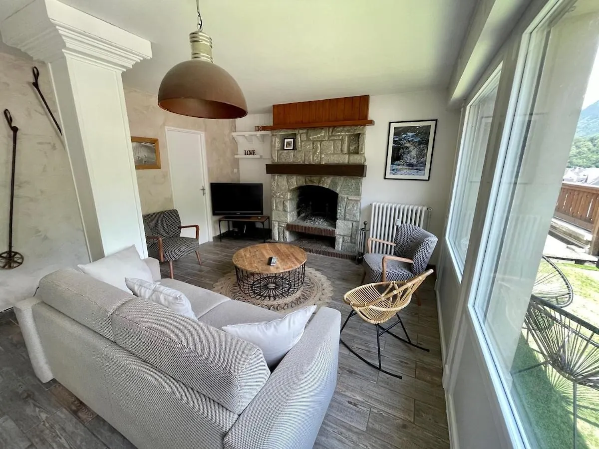 Appartement Unique En Plein Coeur Du Vieux Village Saint-Lary-Soulan
